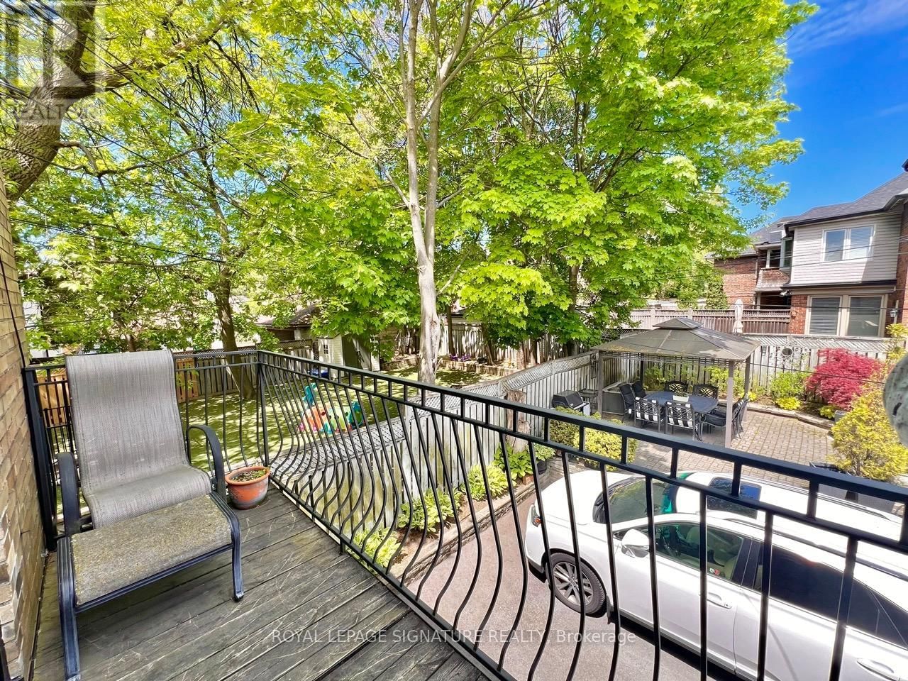 24 COLLEGE VIEW AVENUE Image 40