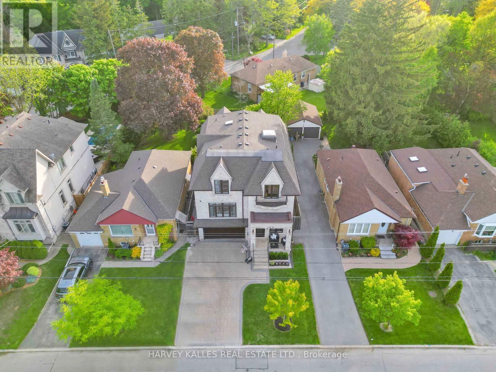 10 EASTON ROAD Image 1