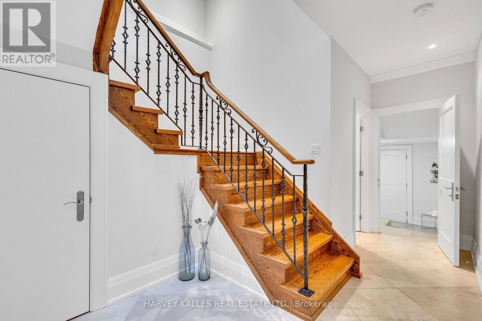 10 EASTON ROAD Image 37