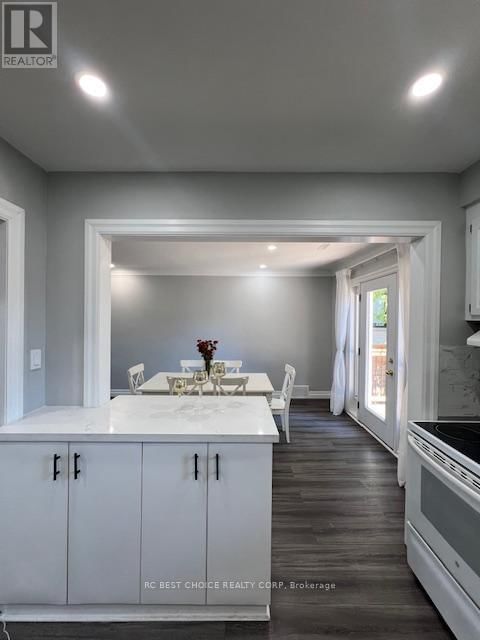 173 POYNTZ AVENUE Image 10