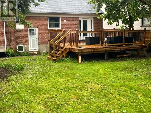 173 POYNTZ AVENUE Image 7