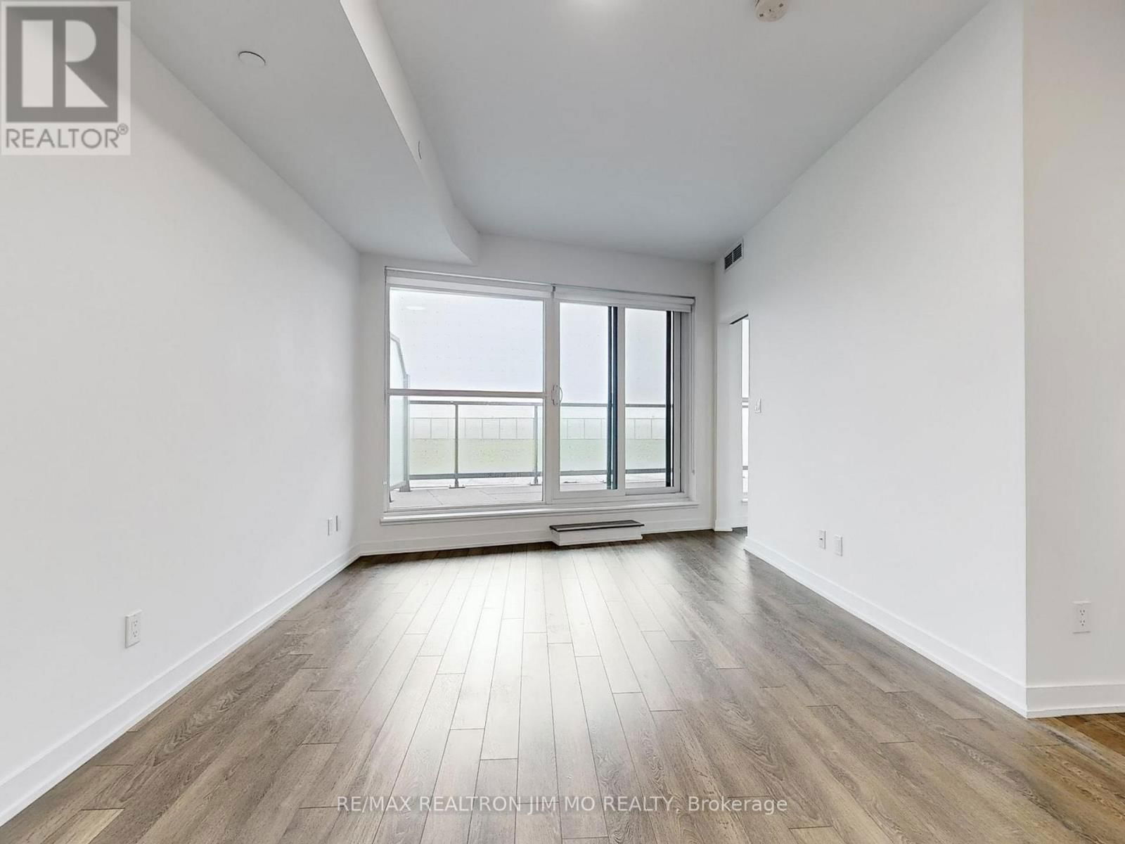 511 - 30 ORDNANCE STREET Image 13
