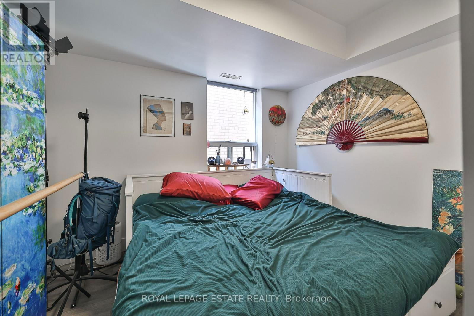 1088 BATHURST STREET Image 13