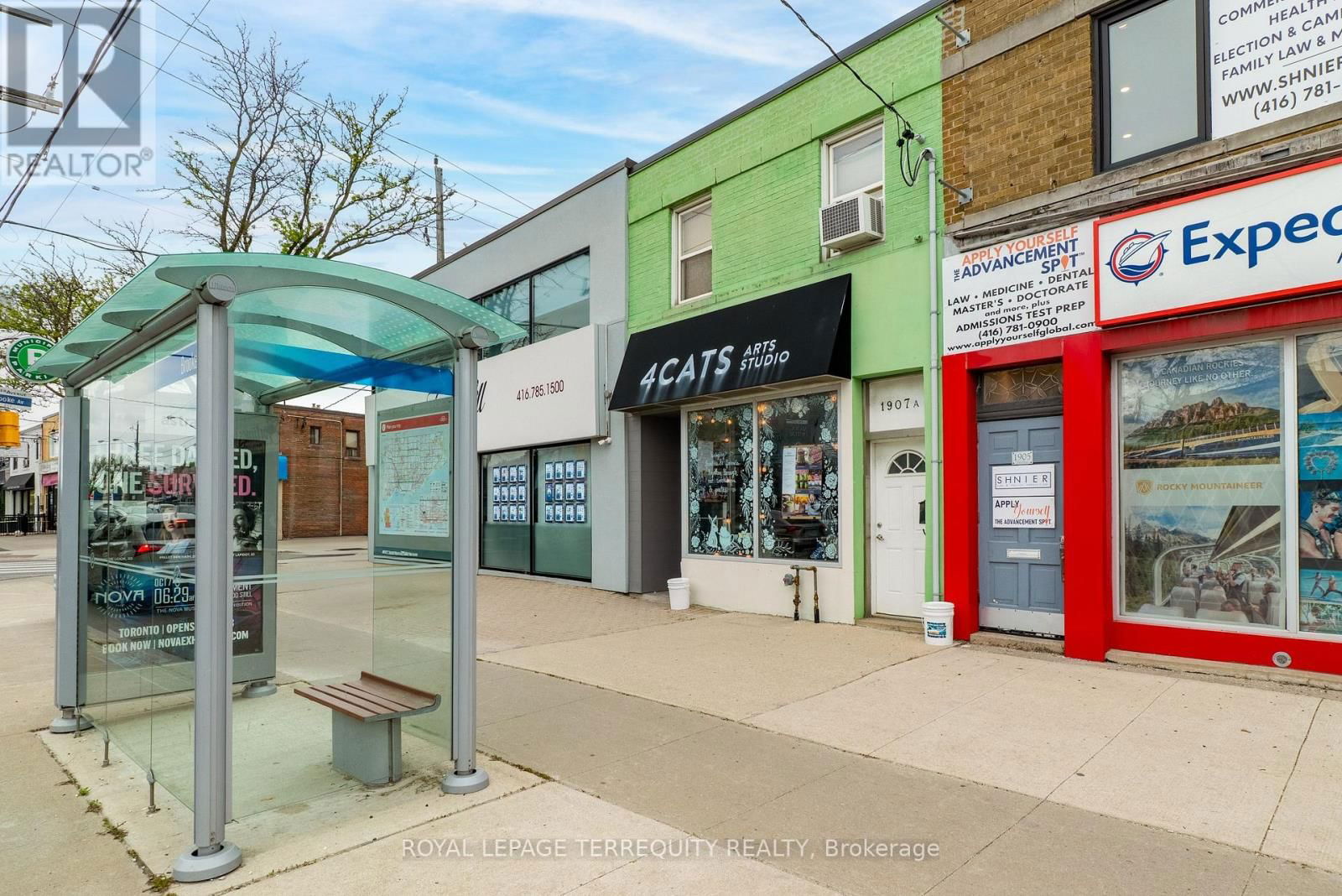 1907 AVENUE ROAD Image 2