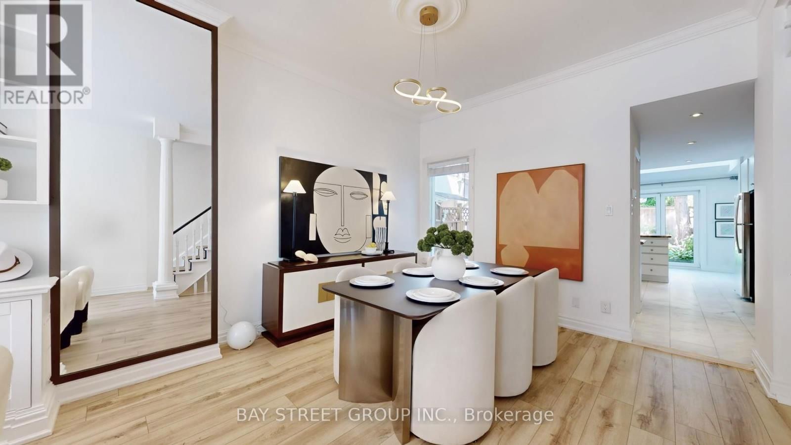 168 MACPHERSON AVENUE Image 11