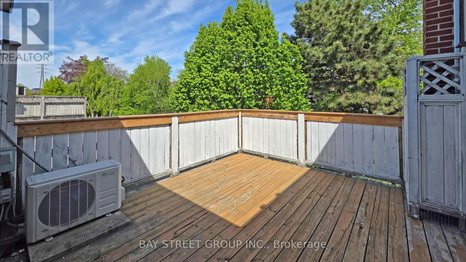 168 MACPHERSON AVENUE Image 35