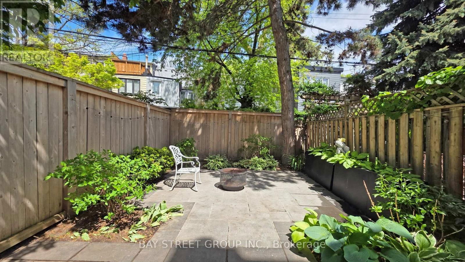 168 MACPHERSON AVENUE Image 39