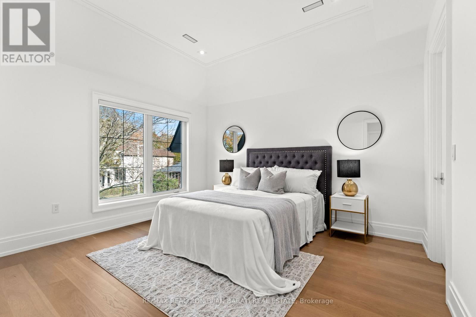 17 WARING COURT Image 30