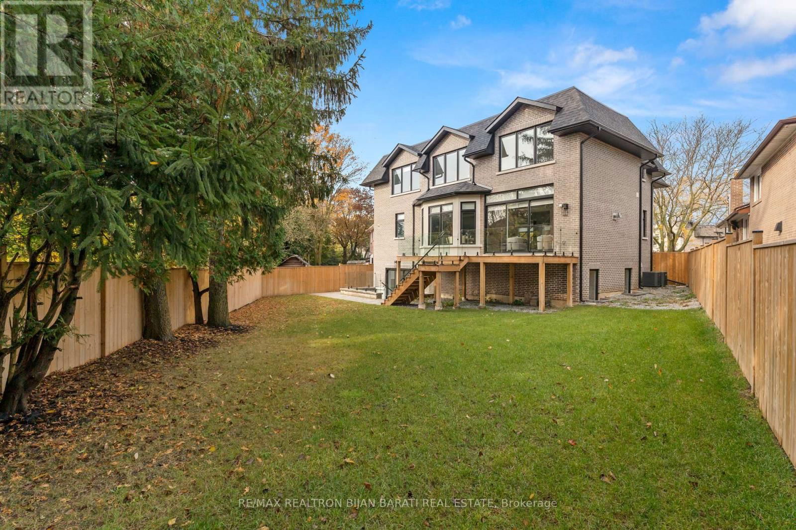 17 WARING COURT Image 39