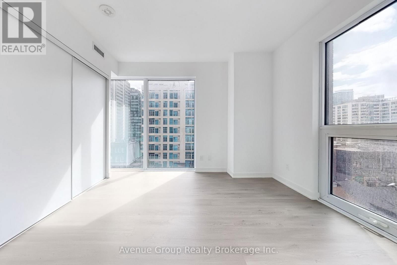 708 - 8 WELLESLEY STREET WEST Image 13