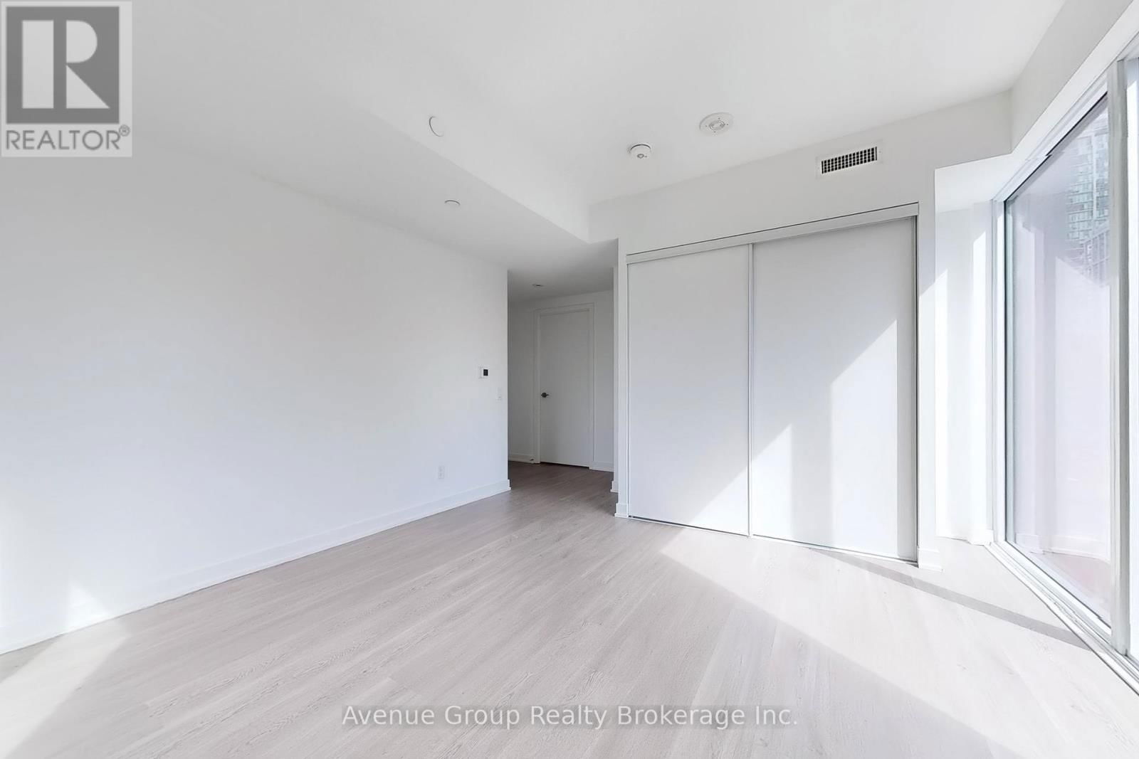 708 - 8 WELLESLEY STREET WEST Image 16