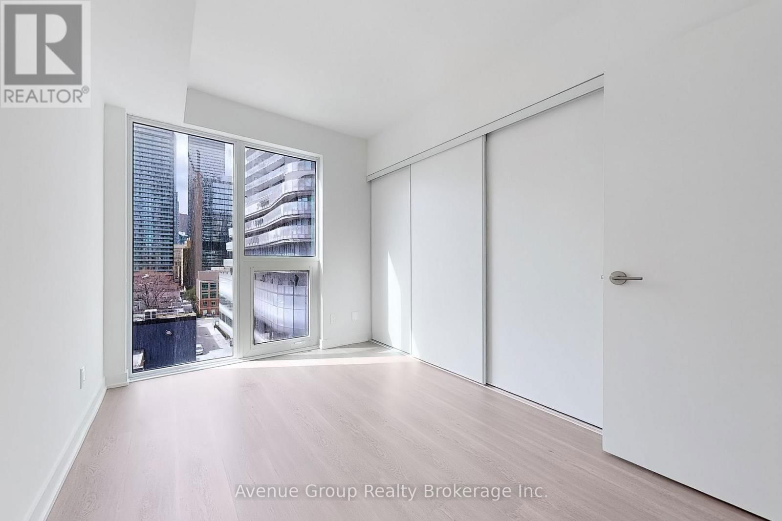 708 - 8 WELLESLEY STREET WEST Image 21