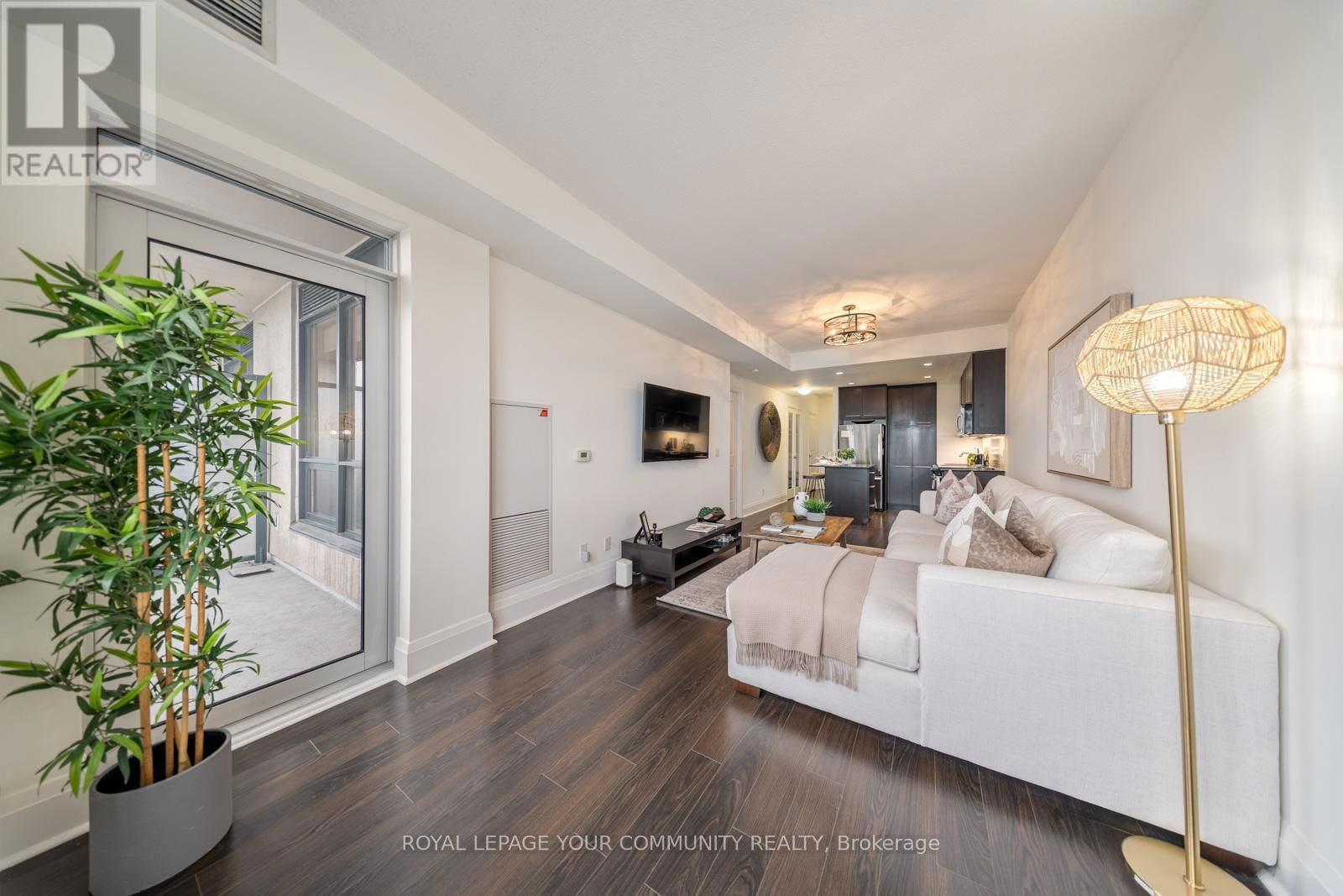 710 - 100 HARRISON GARDEN BOULEVARD Image 10