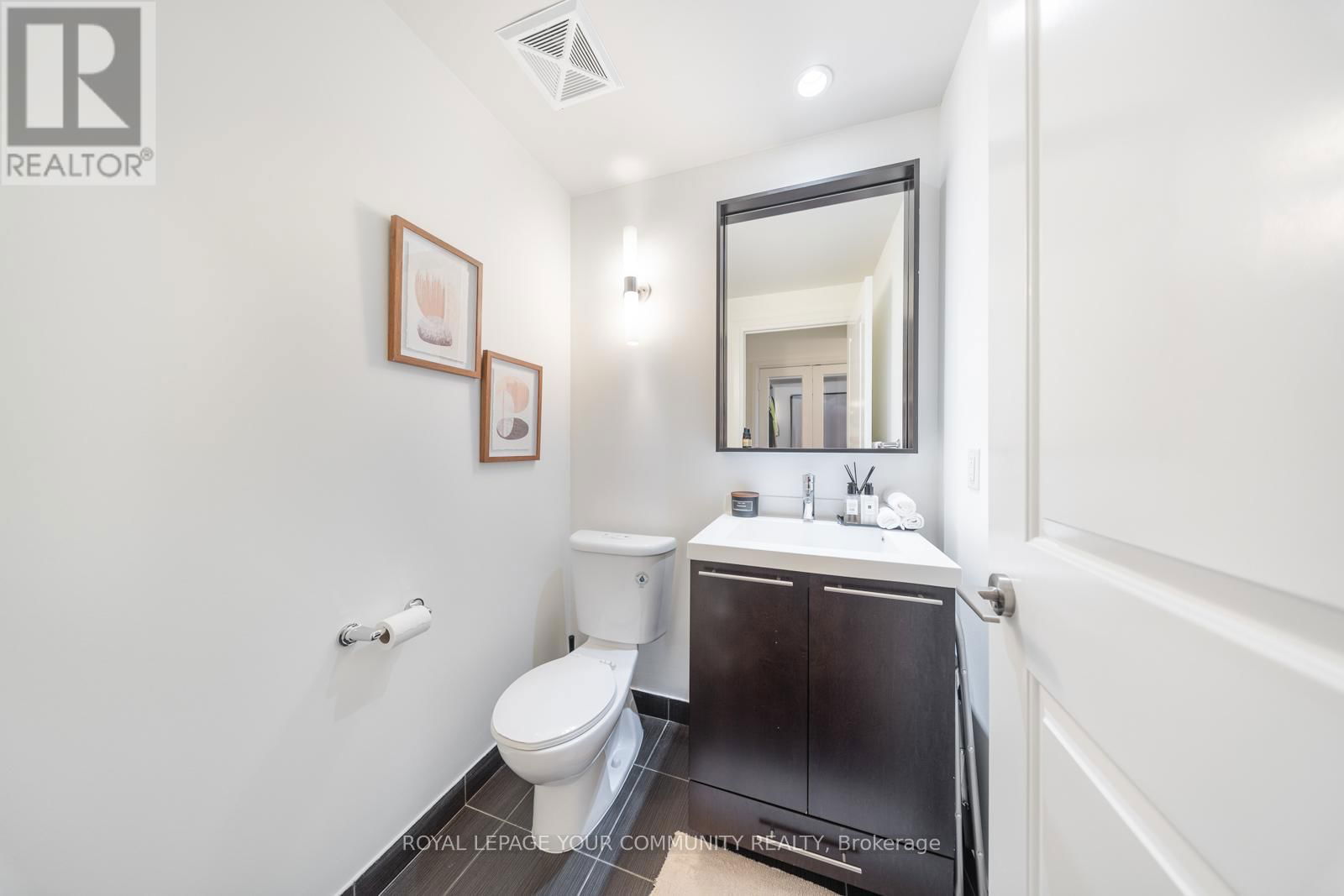 710 - 100 HARRISON GARDEN BOULEVARD Image 18