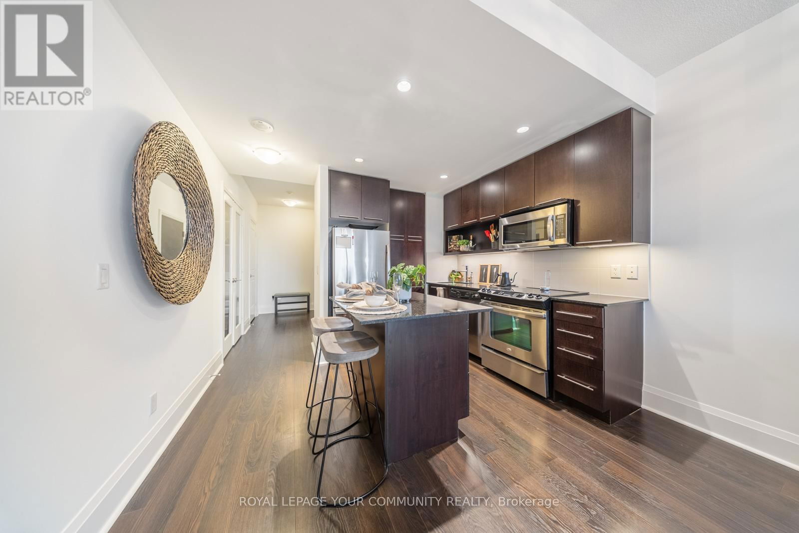 710 - 100 HARRISON GARDEN BOULEVARD Image 5