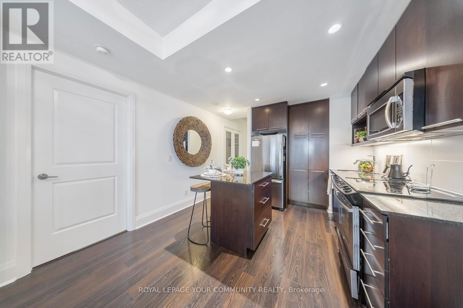 710 - 100 HARRISON GARDEN BOULEVARD Image 6