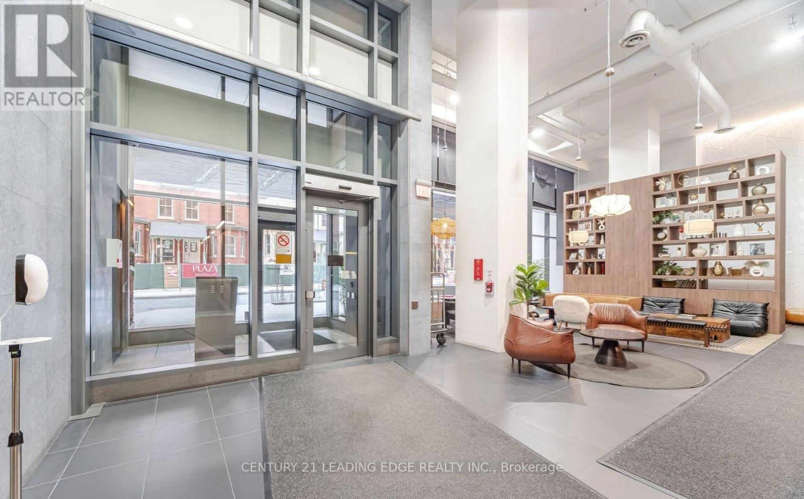 2909 - 21 WIDMER STREET Image 22
