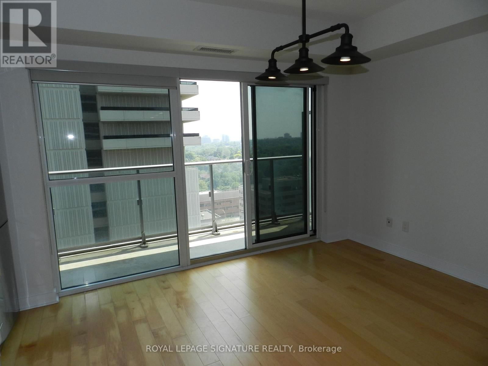 1608 - 58 ORCHARD VIEW BOULEVARD Image 7