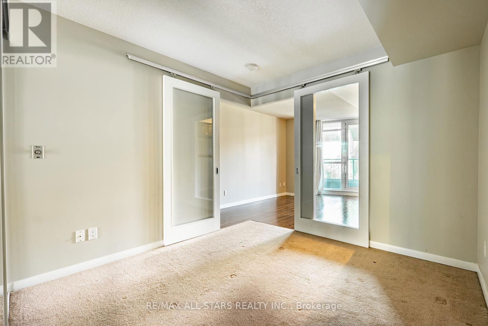 471 - 209 FORT YORK BOULEVARD Image 11