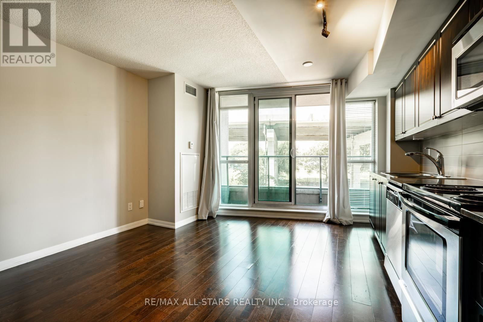 471 - 209 FORT YORK BOULEVARD Image 12