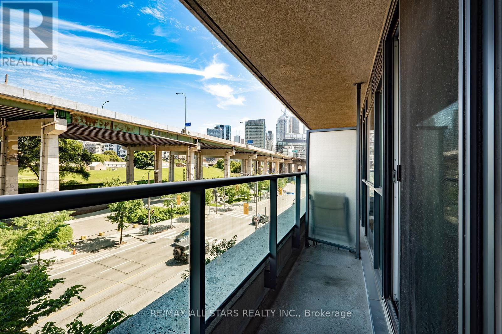 471 - 209 FORT YORK BOULEVARD Image 14