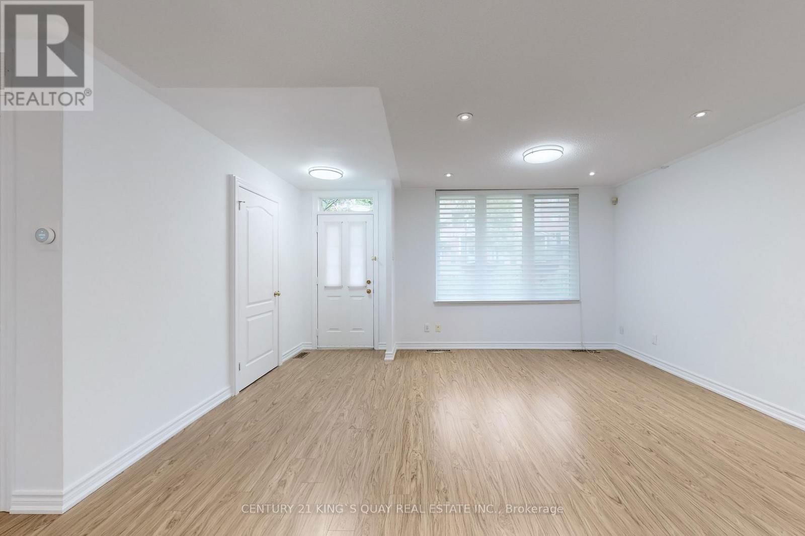 730 GRANDVIEW WAY Image 5