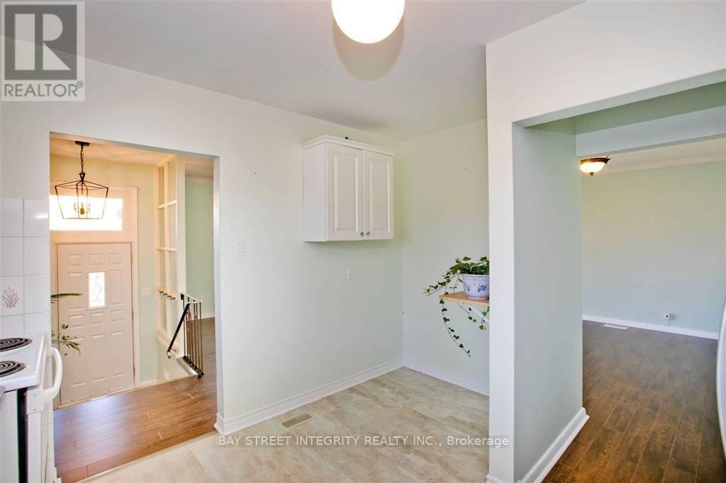 60 HESKETH COURT Image 10