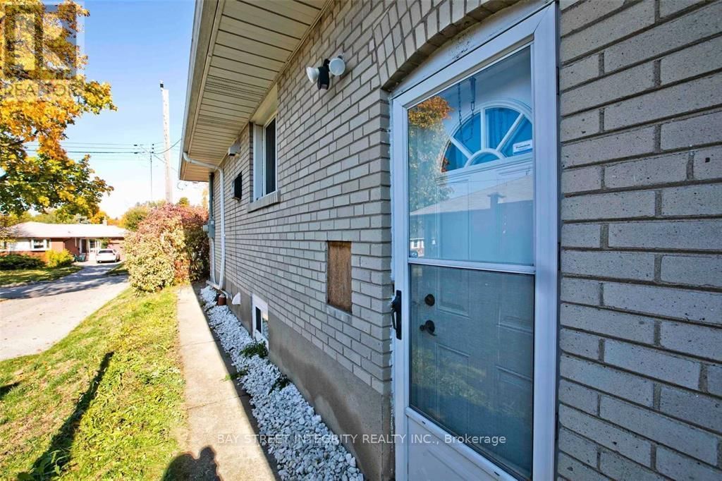 60 HESKETH COURT Image 17