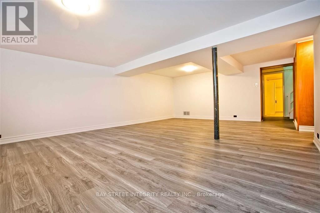 60 HESKETH COURT Image 18
