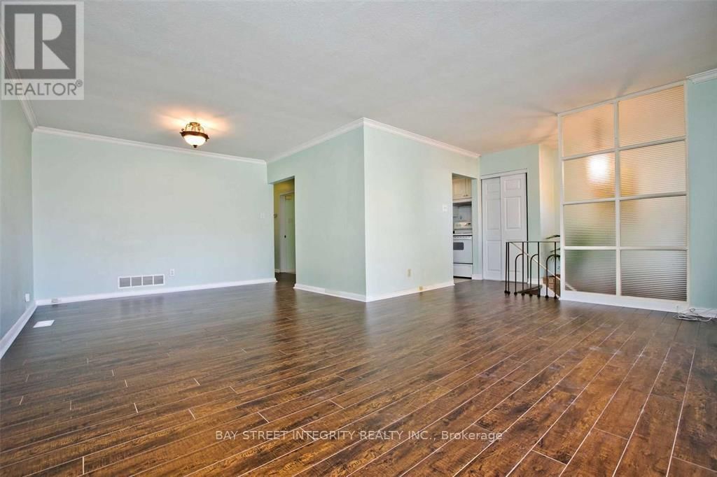 60 HESKETH COURT Image 3