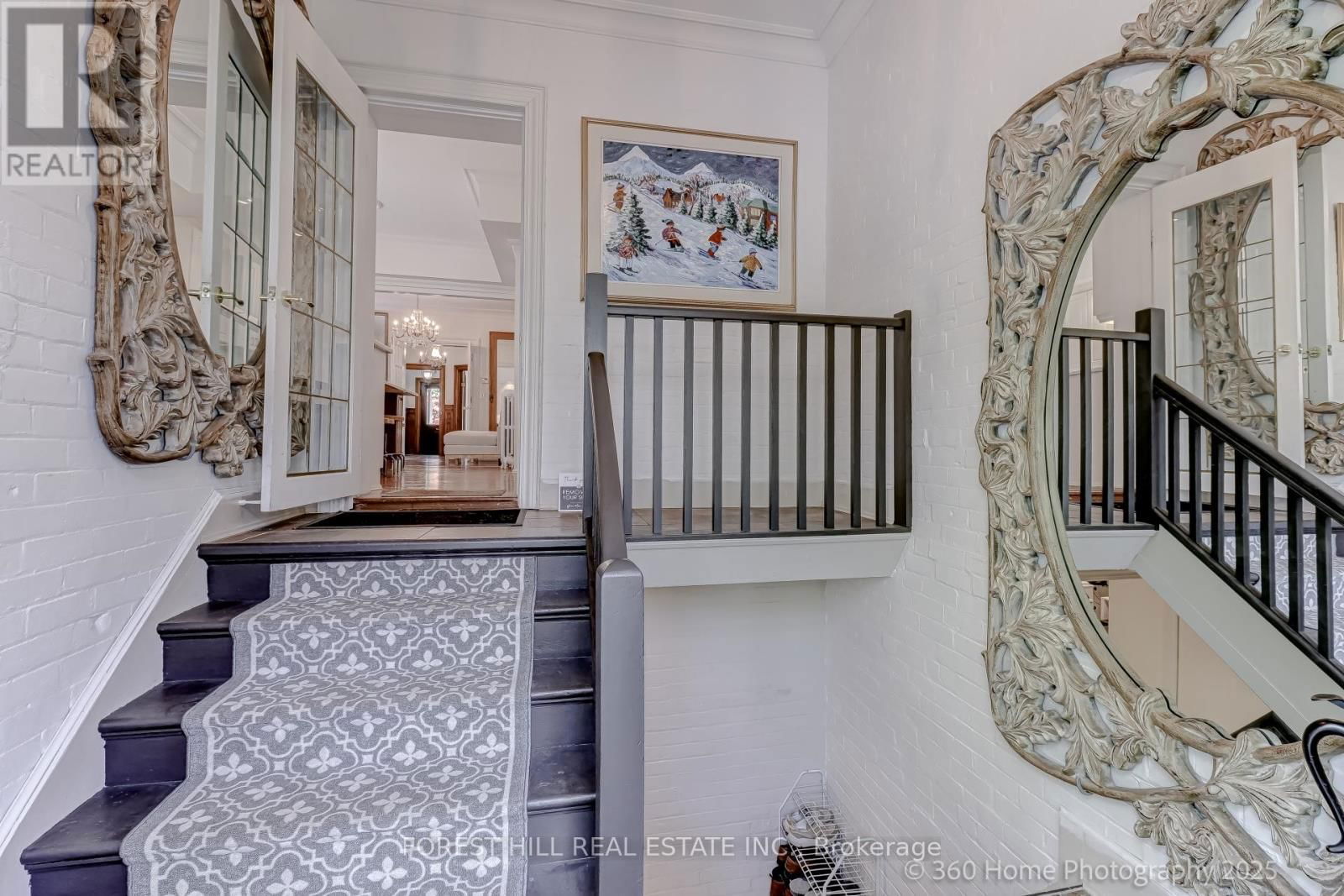 379 HURON STREET Image 27