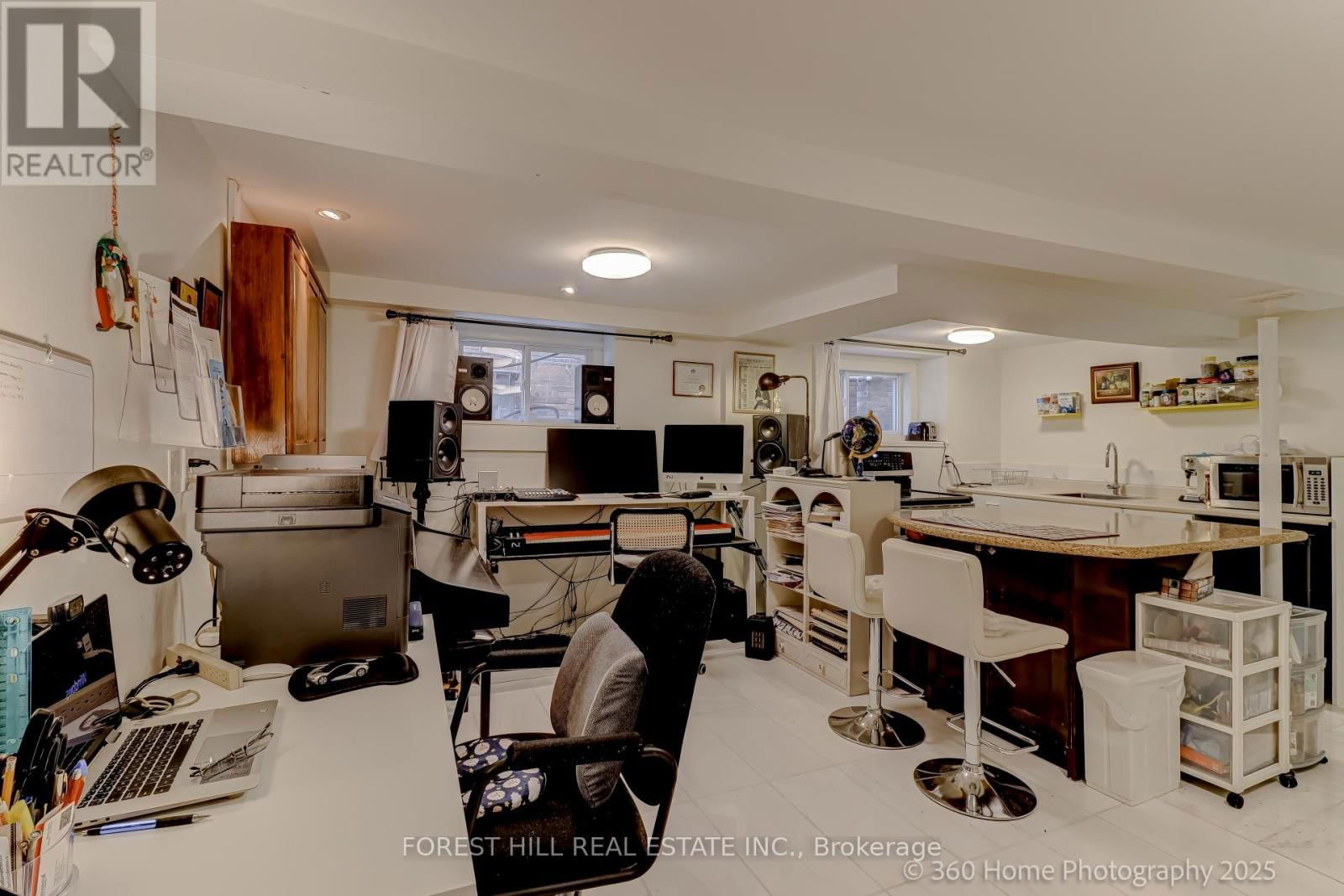 379 HURON STREET Image 28