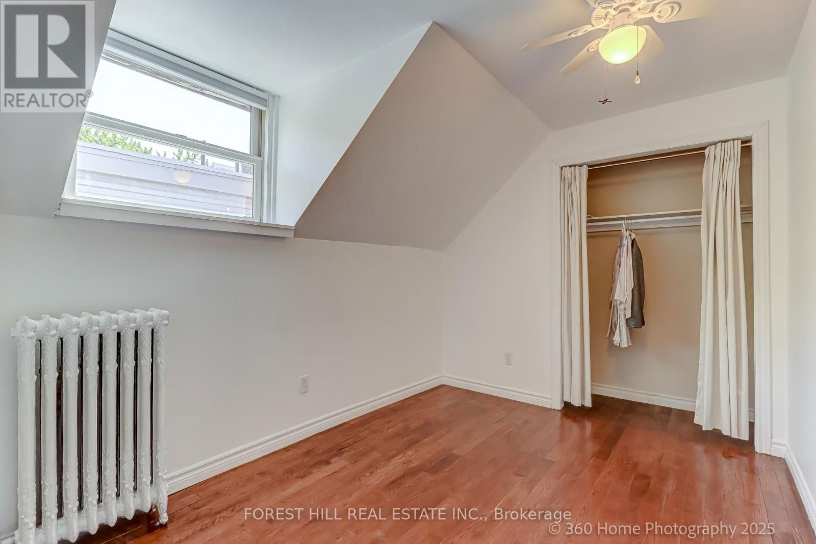 379 HURON STREET Image 32