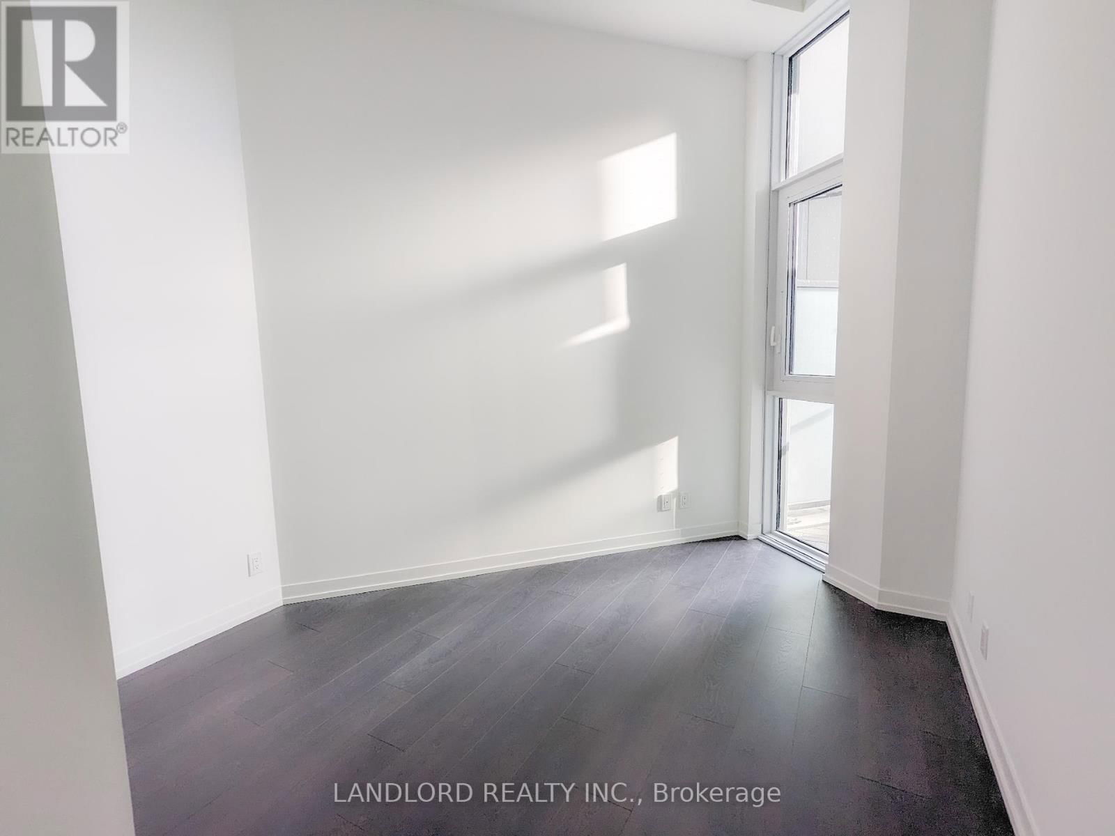 201 - 2020 BATHURST STREET Image 13