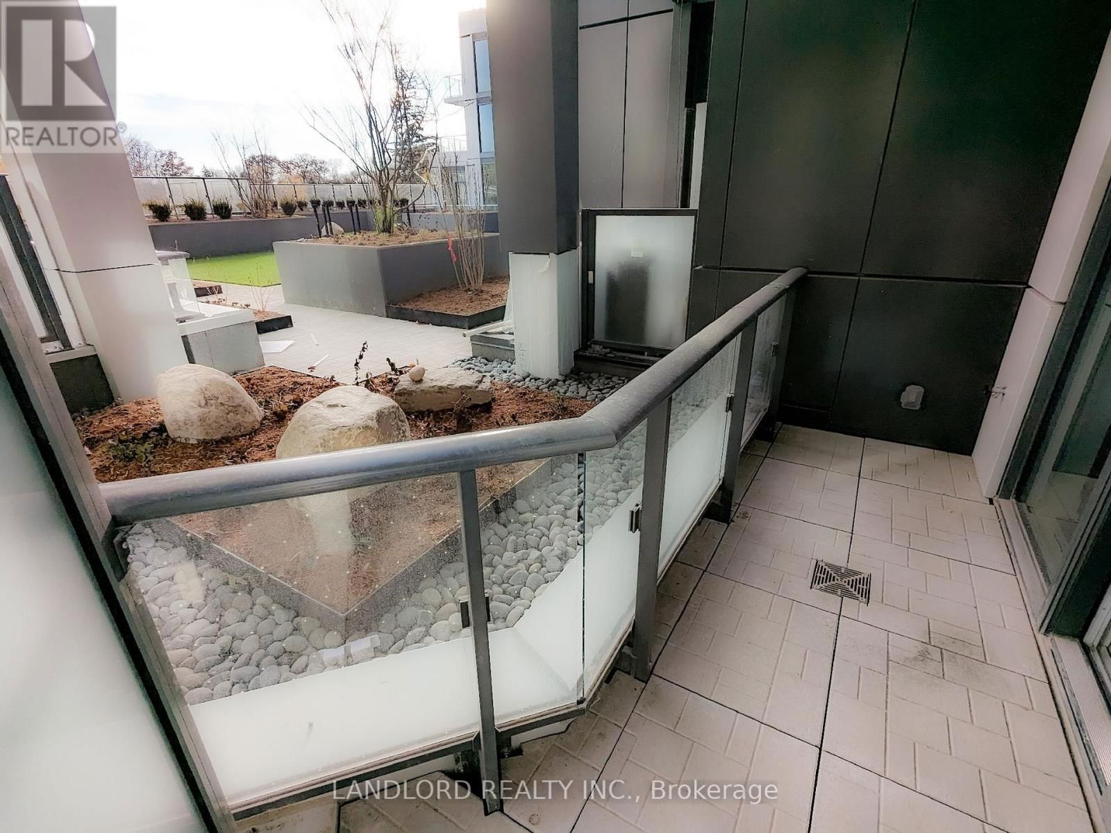 201 - 2020 BATHURST STREET Image 6
