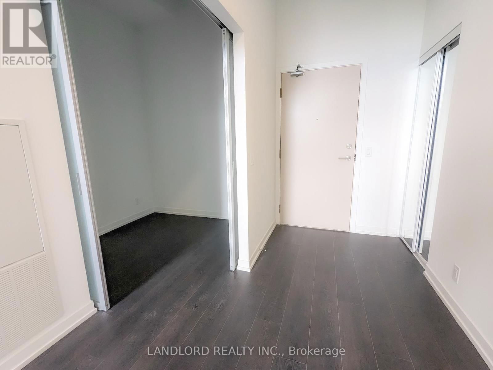 201 - 2020 BATHURST STREET Image 9