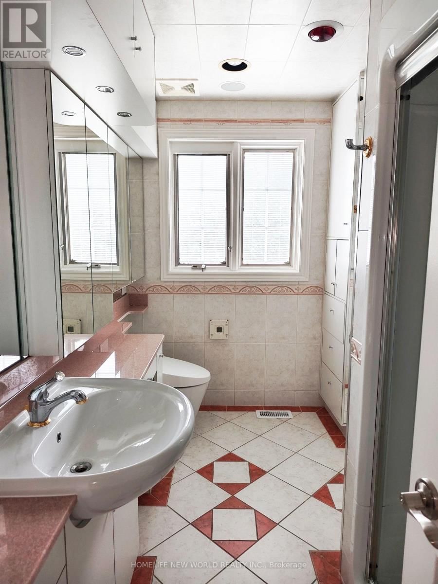 18 OLSEN DRIVE Image 16