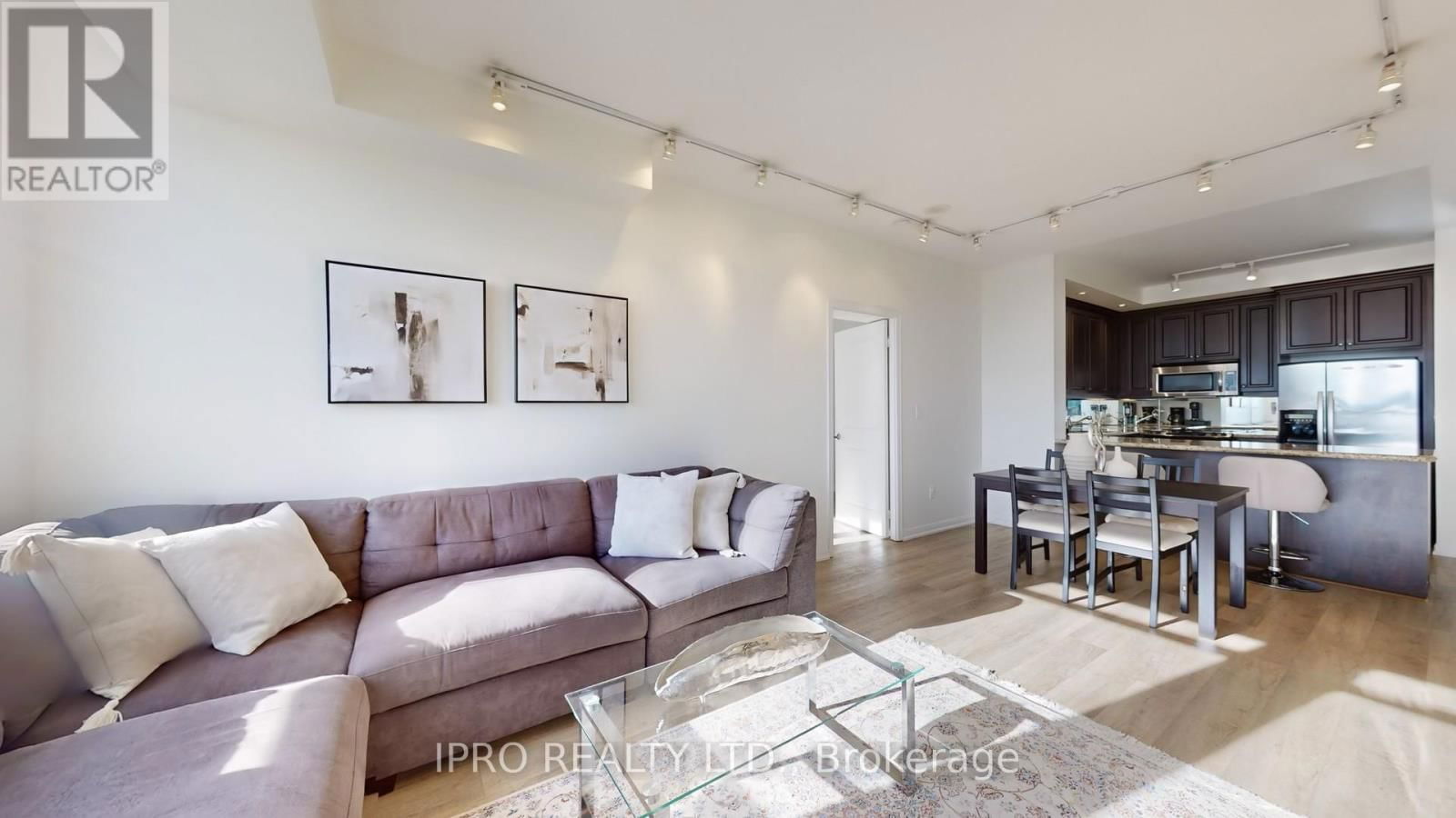 2707 - 628 FLEET STREET Image 10