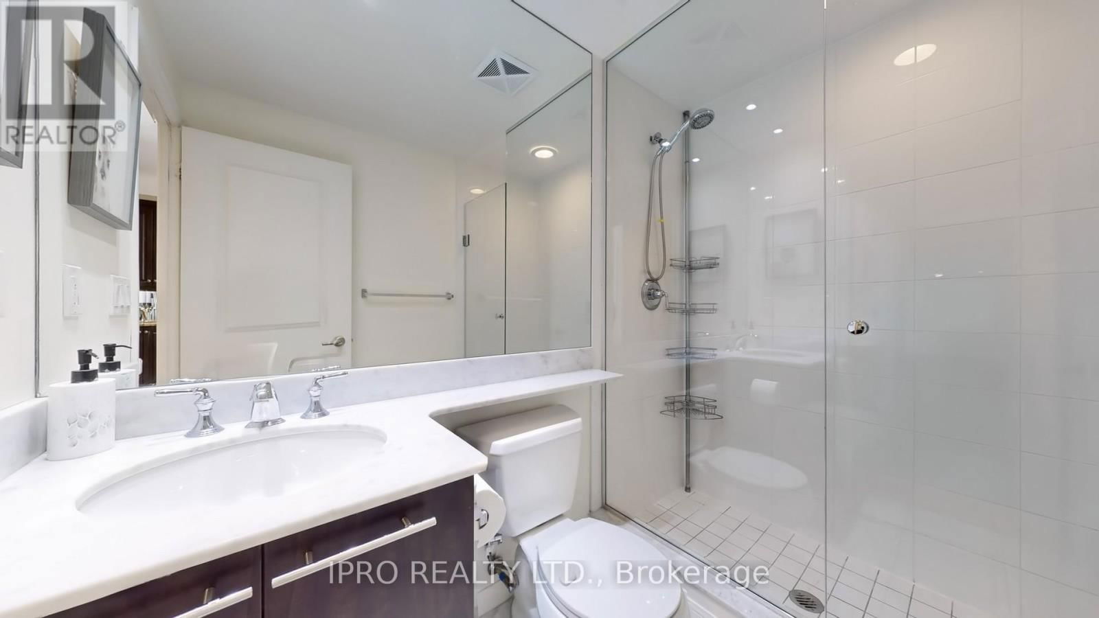 2707 - 628 FLEET STREET Image 30