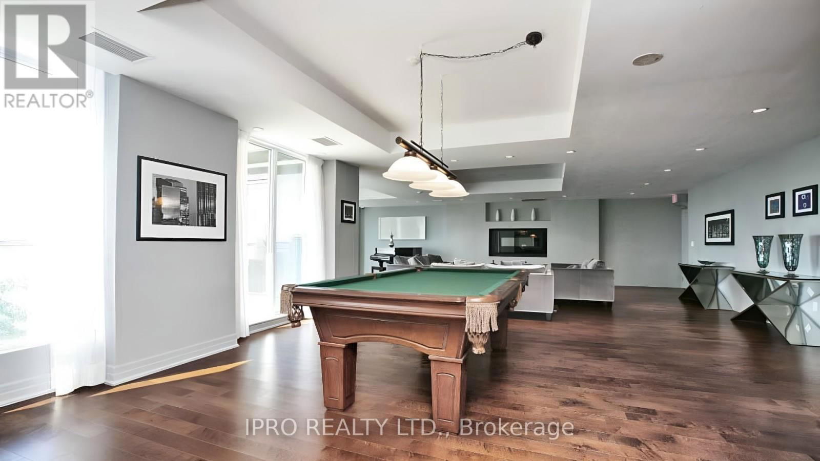 2707 - 628 FLEET STREET Image 38