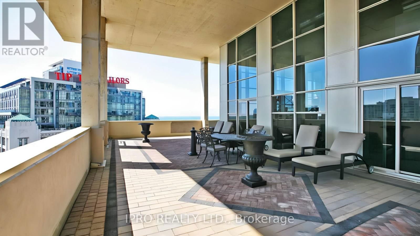 2707 - 628 FLEET STREET Image 44