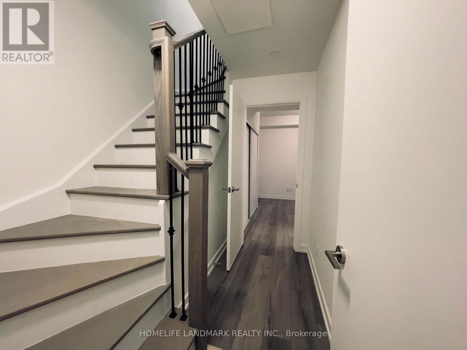 19 - 268 FINCH AVENUE EAST Image 8