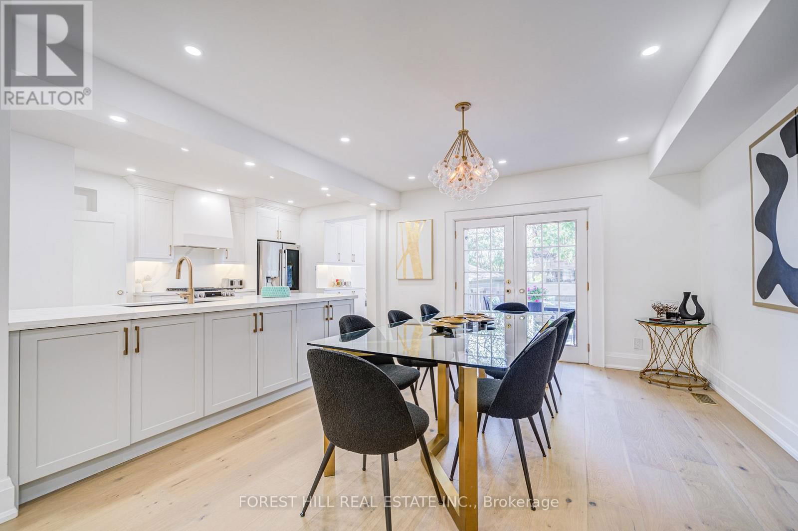 29 BURNABY BOULEVARD Image 8
