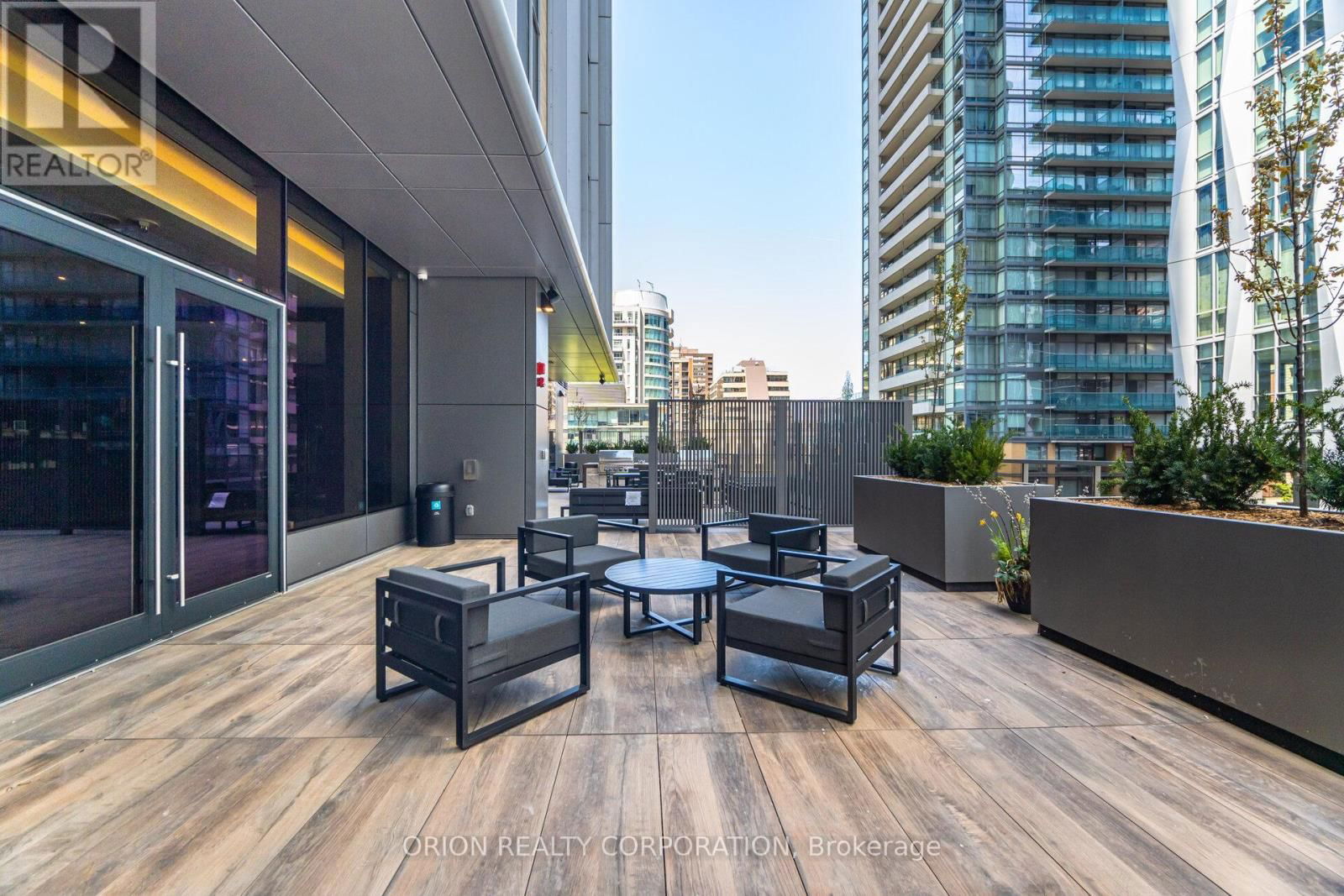 3204 - 11 YORKVILLE AVENUE Image 39