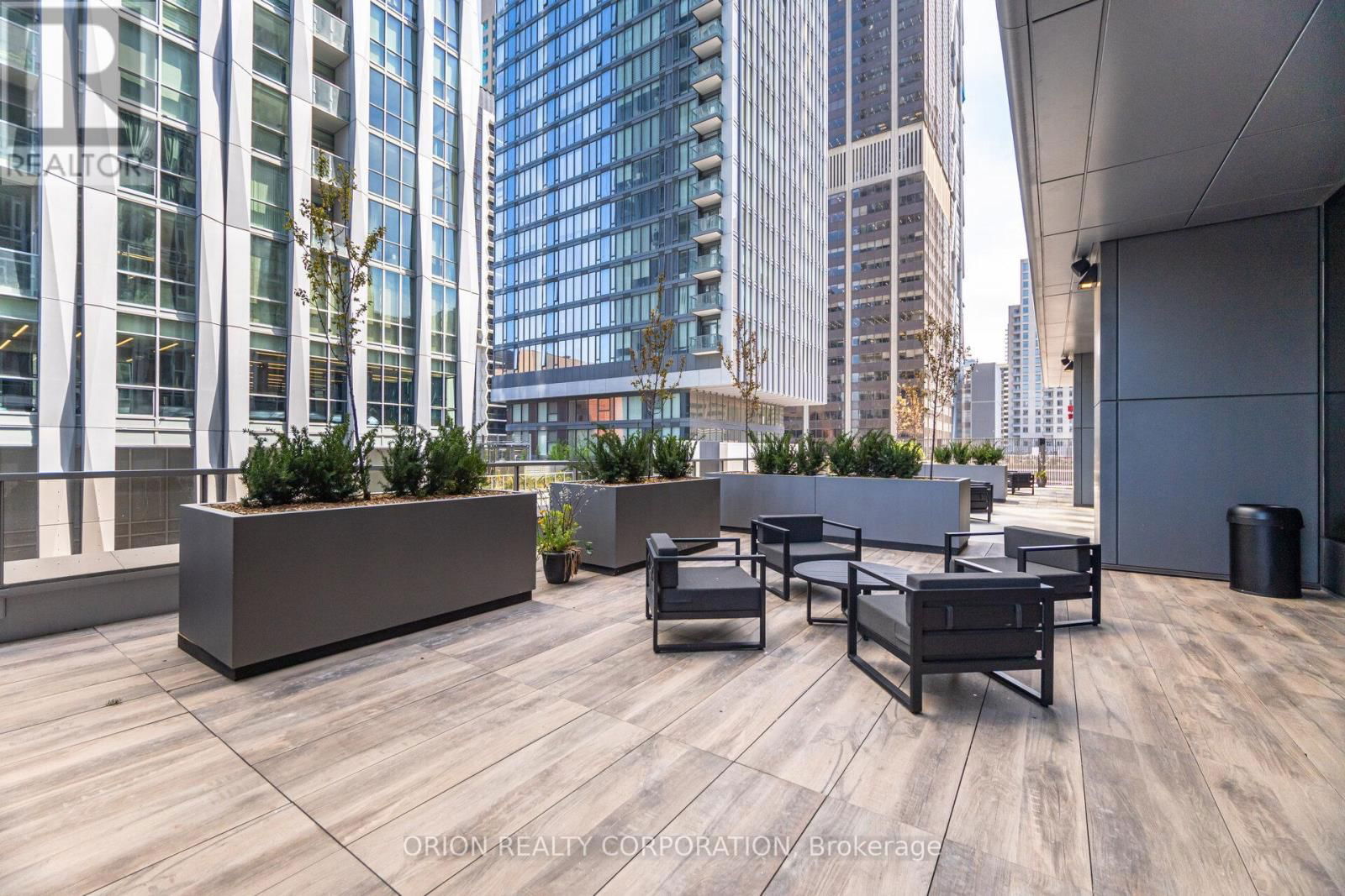 3204 - 11 YORKVILLE AVENUE Image 40