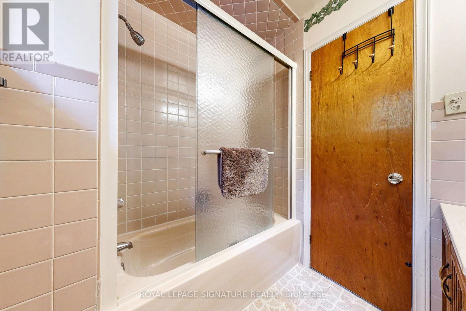 115 MCKEE AVENUE Image 20