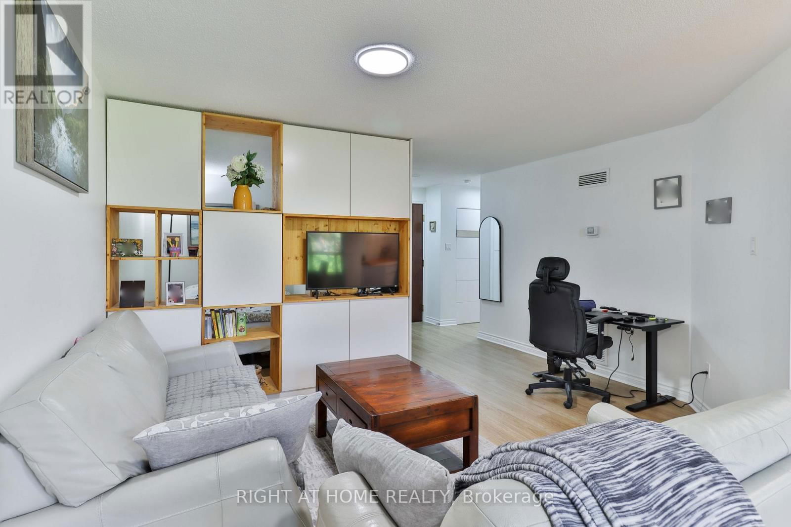 206 - 1210 DON MILLS ROAD Image 10