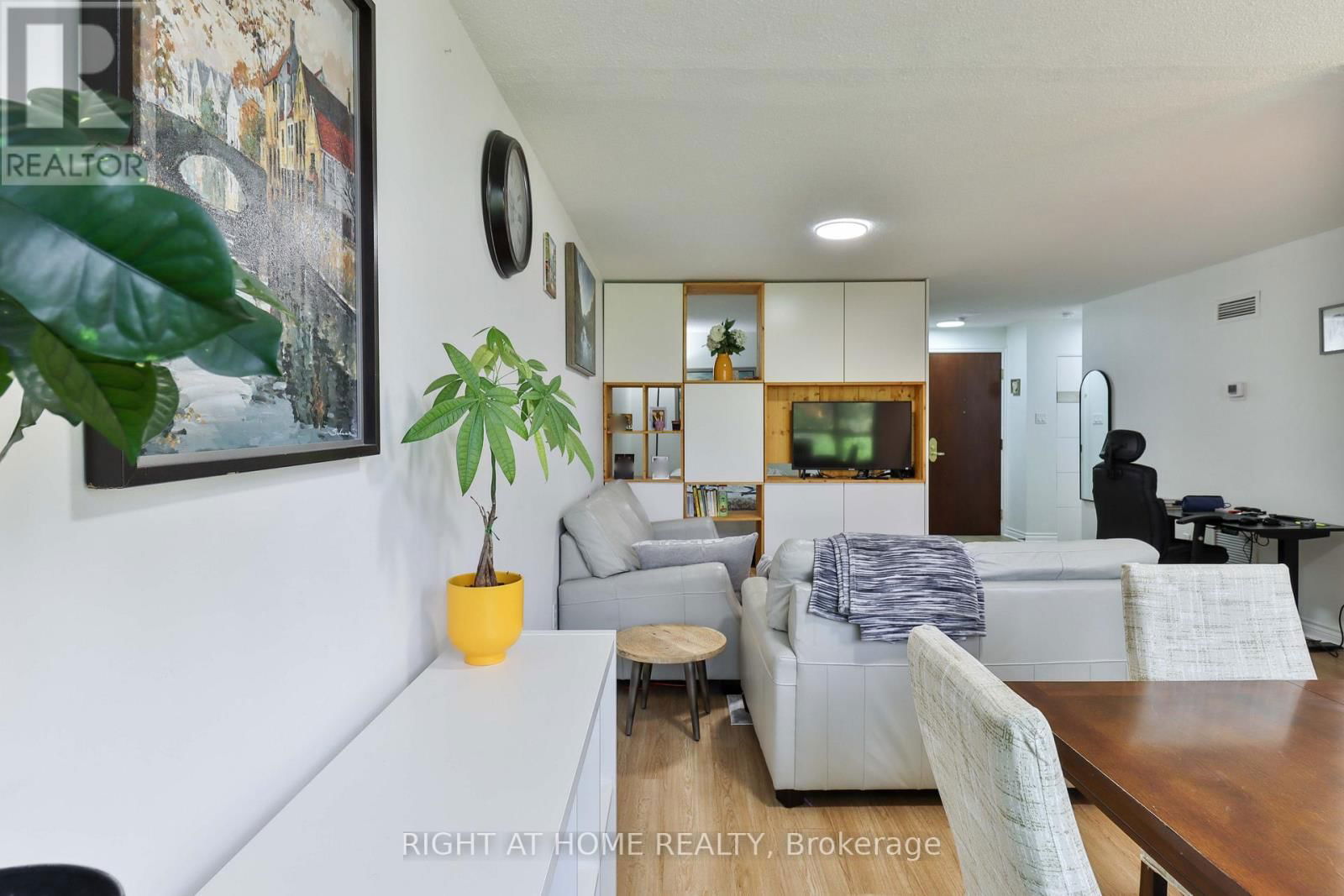206 - 1210 DON MILLS ROAD Image 15