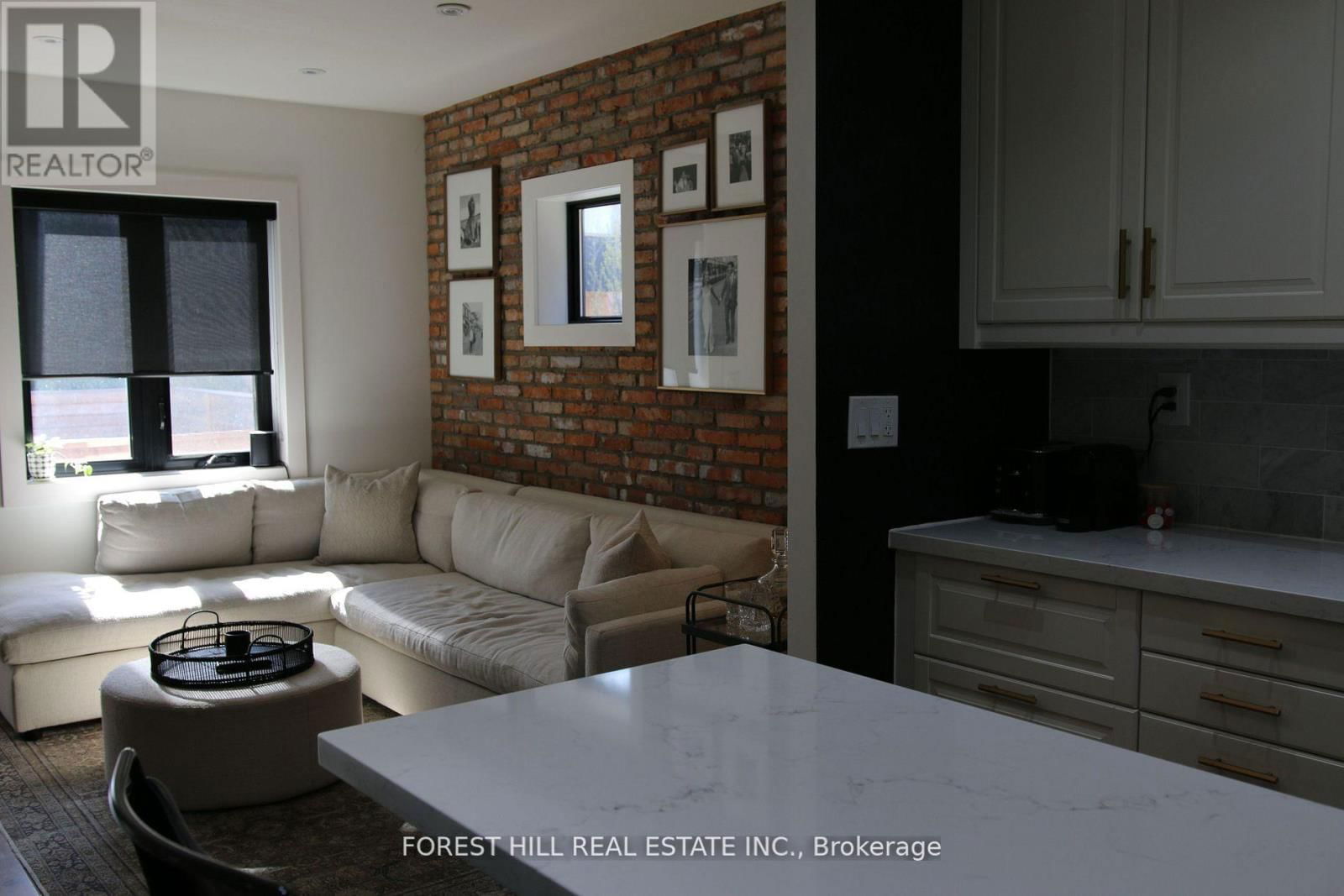 44 MANNING AVENUE Image 7
