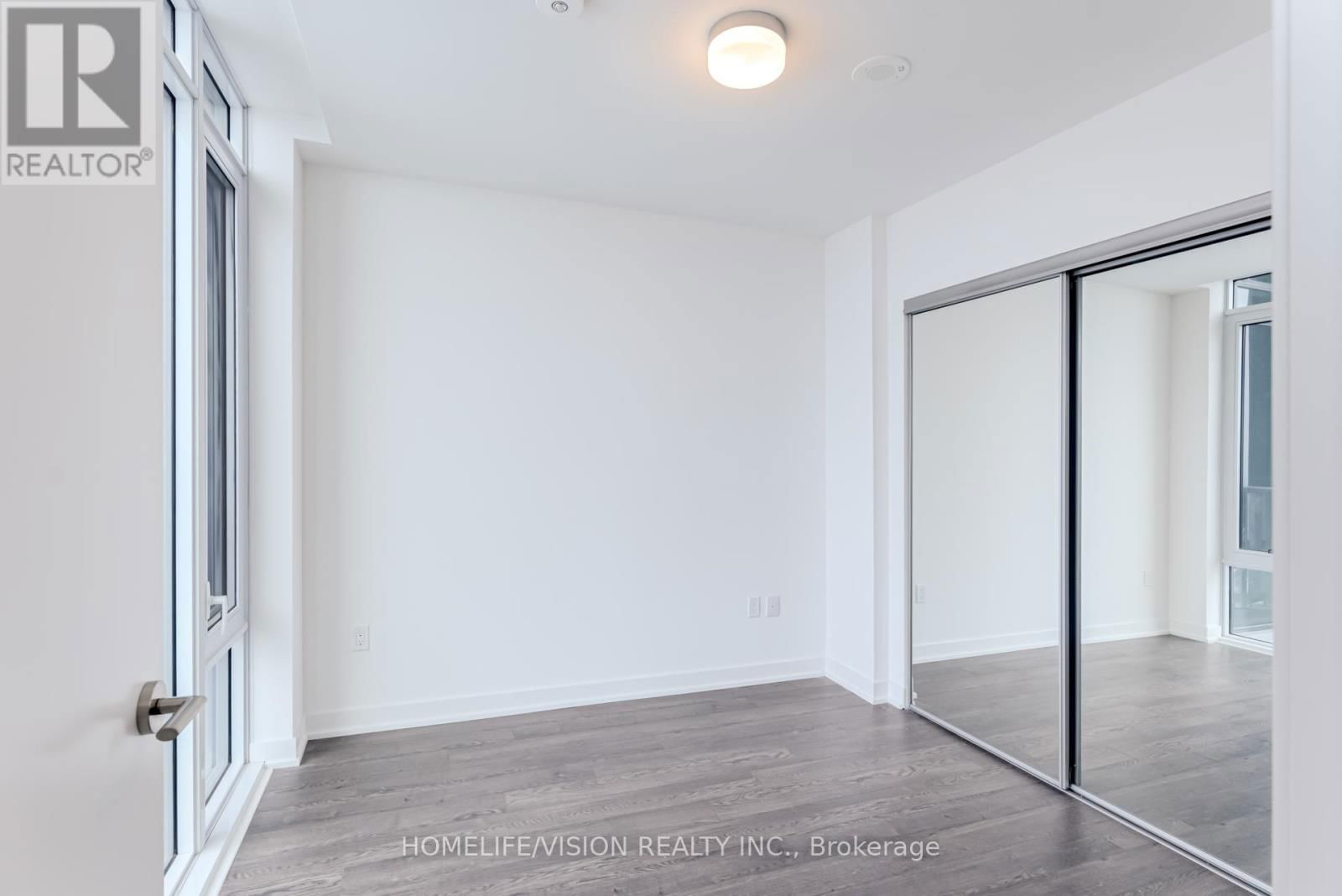 3212 - 50 O'NEILL ROAD Image 21
